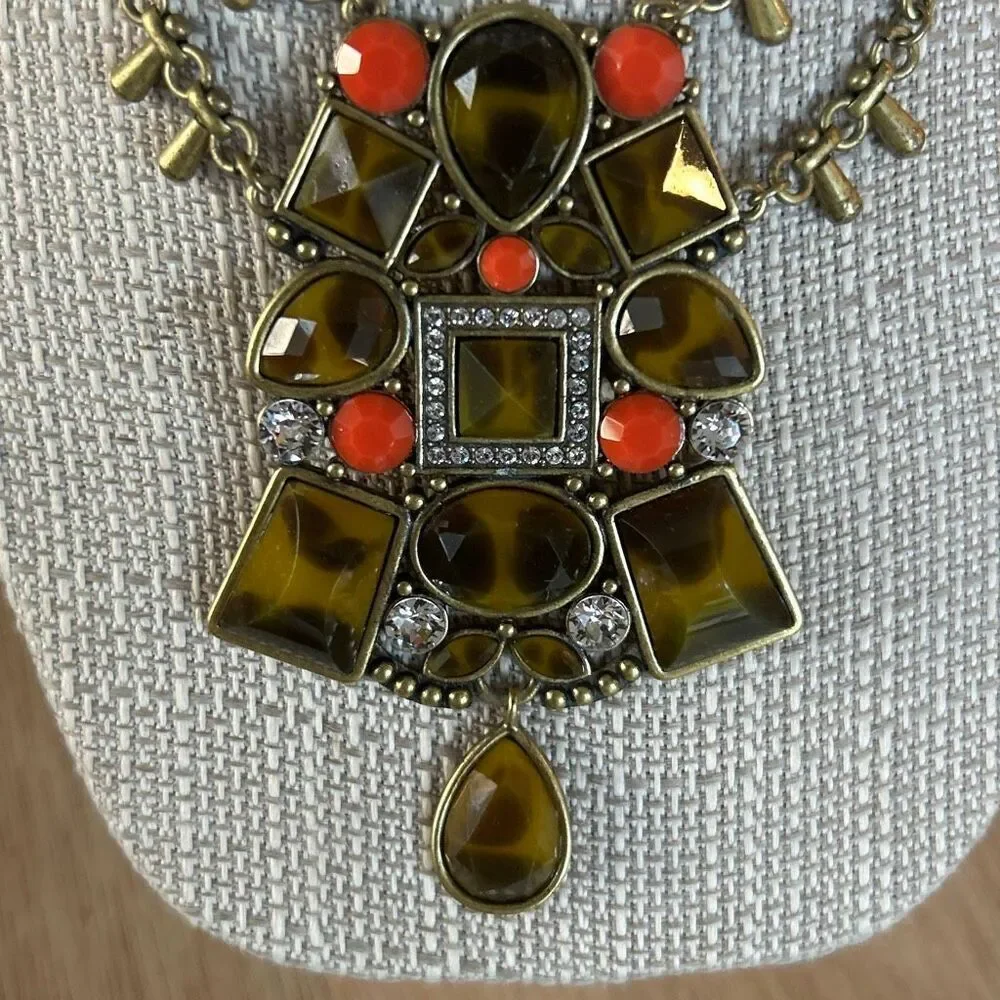 Silpada KR Vintage tortoise shell gold brass color bib statement necklace